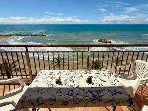 Winahost Apartamentro Cunit Vistas al Mar