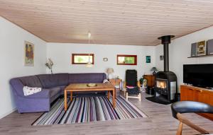 3 Bedroom Lovely Home In Sydals