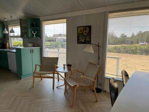 Lovely Summer House 50 Meters From The Beach