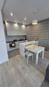 Boznicza Old Town LUX Apartment, self check-in 24h, free parking