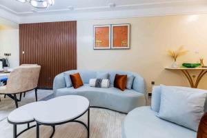 classy executive one bedroom apartment with amazing breathtaking city views ,child playground, swimming pool and fully equipped gym