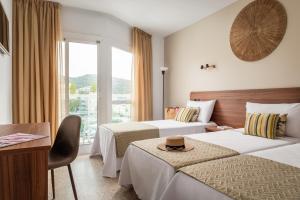 Triple Room (3 Adults) room in htop Cartago Nova