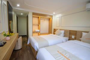 Tom Central Homestay