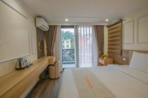 Tom Central Homestay