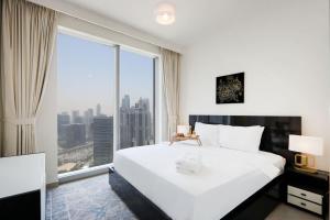 Upgraded 3B plus Maids with Skyline Views at Forte