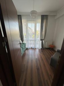 Balcony , Pool, In Nature