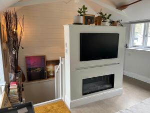 The Boathouse, 18 Church Street