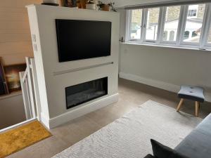 The Boathouse, 18 Church Street