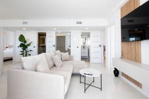 Stunning beachfront penthouse Calahonda Málaga