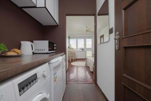 Salezego Apartments with Balcony near PGE Narodowy Warsaw by Noclegi Renters