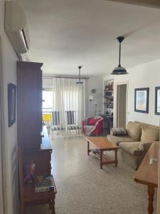 Bonito y amplio apartamento en La Antilla con vistas al mar