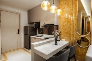 New 1 Bdr Bellevue Lagoon Bang-Tao Beach