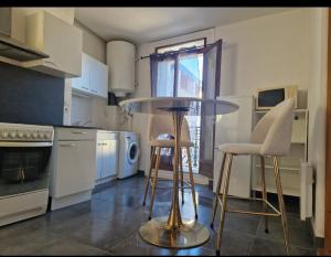 Appartements Le Petit Servian : photos des chambres
