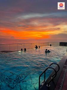 Sunset Town 1 Bedroom Apartment Phu Quoc 300m to Beach