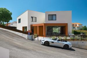 Villa Seconda - Private Pool and Modern Vibe near Poreč