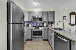 Palms Resort 1602