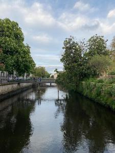 Maisons de vacances Maison Annees 30 - Terrasse - Parking gratuit - Proche CV : photos des chambres