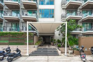 C197 Condo 1BR with Pool 3 Min Walk to Beach