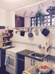 Cosy apartment with fabulous SEA VIEWS 70s style