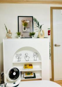 Hongdae station 5min Full option