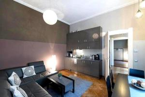 Váci Street Apartments - Best Location in Budapest, Steps from the Danube