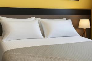 CHRISTMAS PROMO SEASON Cozy Apartment