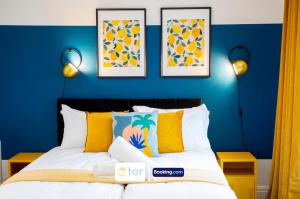 Newport Junction House