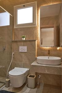 The Twin - Bohemian Studio