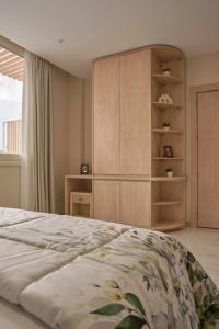 The Twin - Bohemian Studio