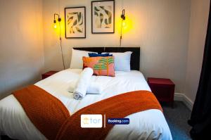 Newport Junction House