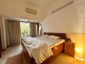 Whiite Panda - Backpacker Hostel in Delhi Greater Kailash