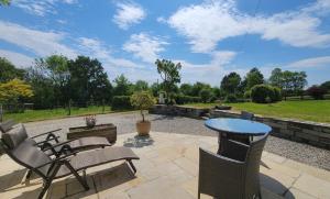 Peaceful hideaway for couples in beautiful West Devon countryside