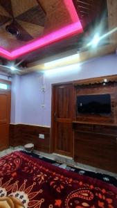 The Divine Himalayas - A Homestay