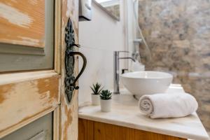 Kali Vice Surf Villa