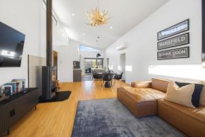 Station House - Mansfield - Sleeps 8