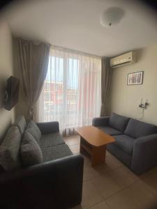 2 Bed Suite with Pool Views