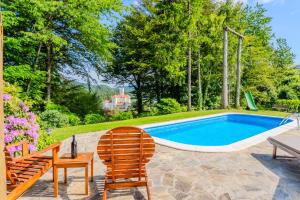 Castle View Haven With Wellness And Pool - Happy Rentals