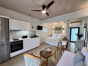 Corinthian Blue Waterfront Suites