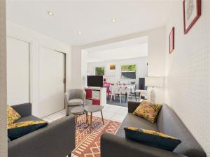 Piscine chauffée, plage à 700m, maison pour 6