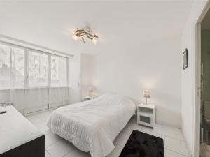 Maisons de vacances Piscine chauffee, plage a 700m, maison pour 6 : photos des chambres