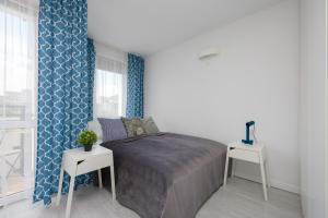 Bright Apartments Close to City Centre by Noclegi Renters