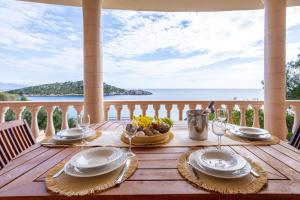 Almare Villa direct Beach Access