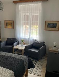 Weekend home with Lake Balaton panorama