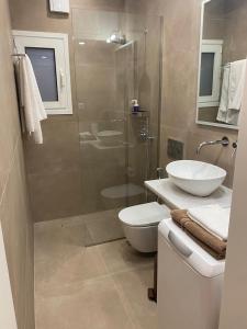 Corinthian Blue Waterfront Suites