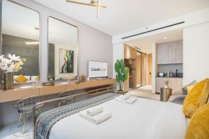 Modern Studio by Czechin JVC Prime Location
