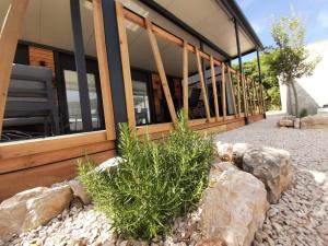 Mobile homes Laguna, beach Porat, Drage