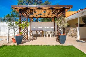 Solar do Castelo Villa with Pool