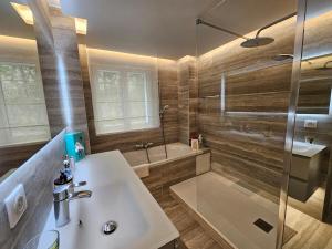 3 bedroom house in the center of Cannes