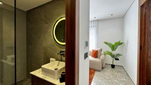 Rooftop Pool Studio - By AppartAli