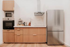 Spacious 5-Bedroom Home with Terrace, Air Conditioning and Parking